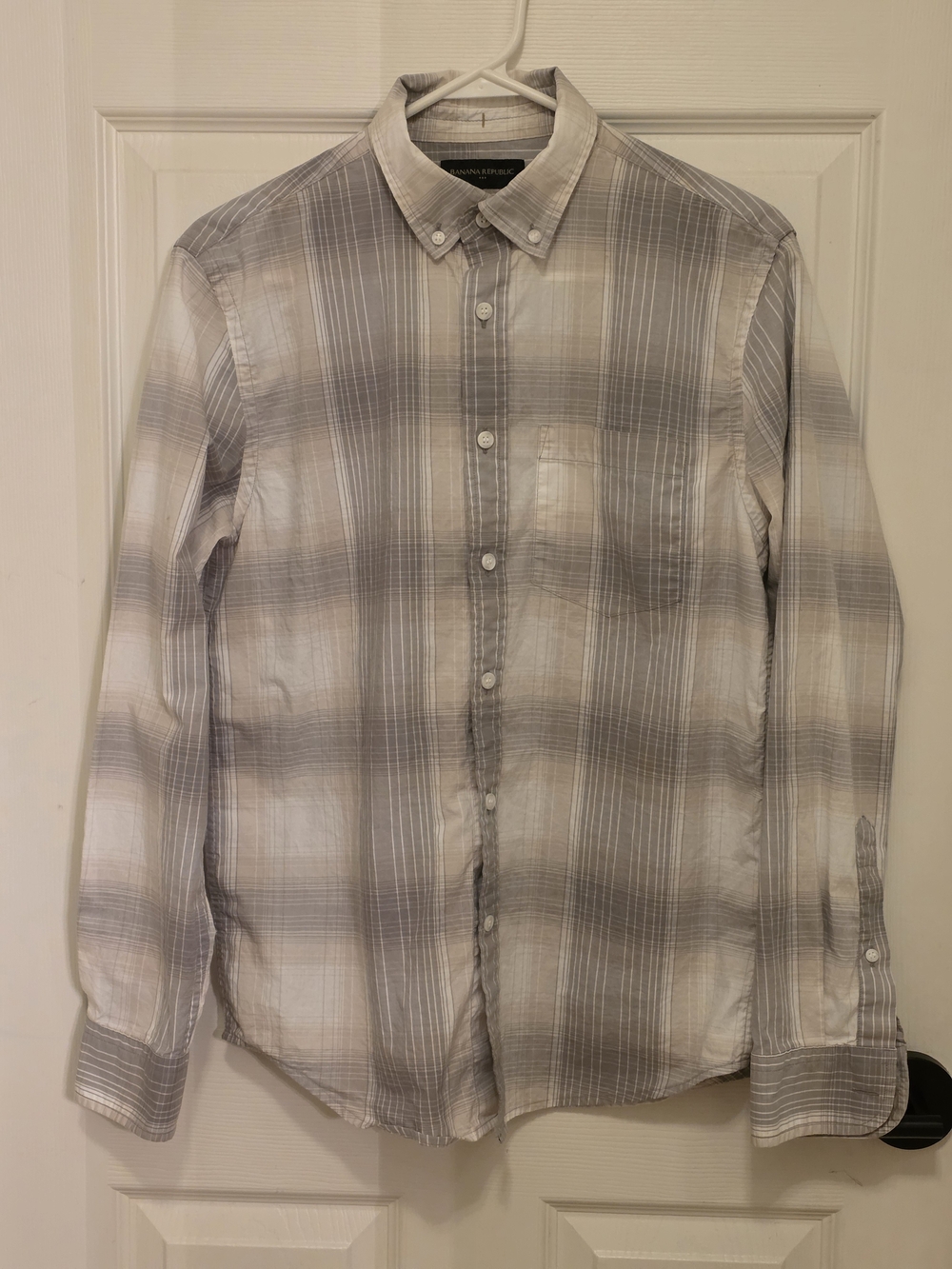 Banana Republic Gray Plaid Button-Down Shirt